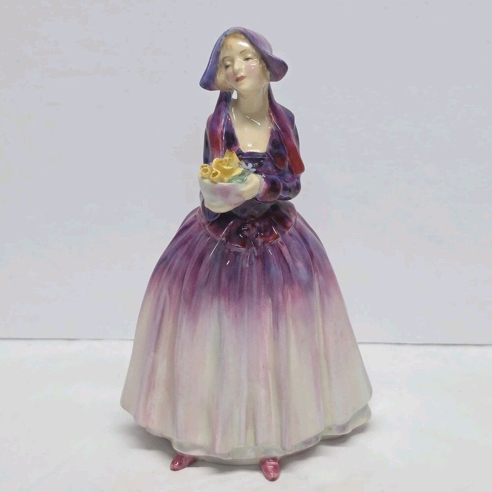 ROYAL DOULTON DORCAS LADY FIGURINE LESLIE HARRADINE RETIRED HN1558 England